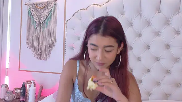 Sara_funy Chat XXX live
