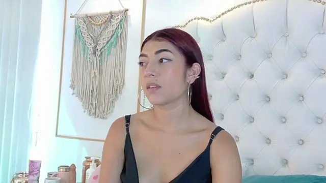 Sara_funy's Live XXX Chat