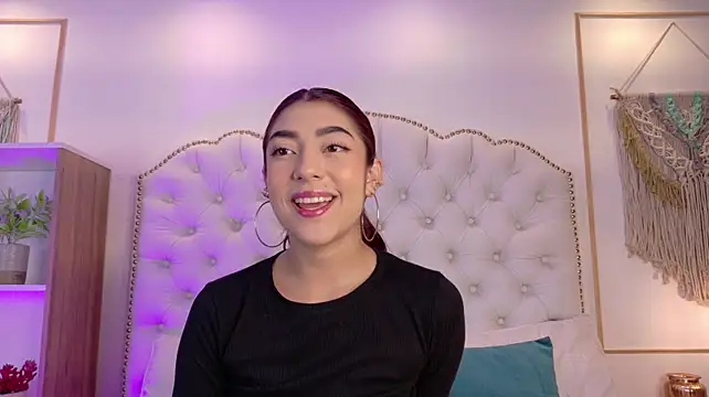 AriaStonne Chat XXX live