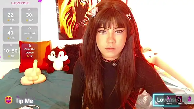 Chat soba uživo modela Divinejewel69