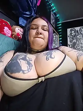Lu_Bbw's Webcam Show