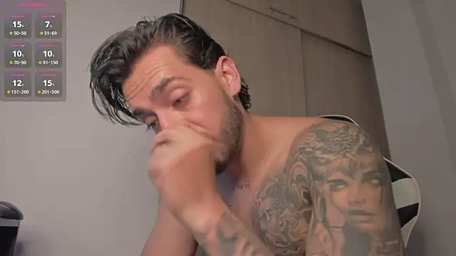 Axel__Blaze Chat XXX live