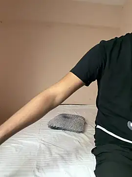 AIR_Hostes Show in webcam