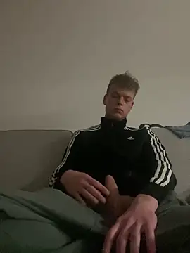 Webkamerová show SexBoyLoveYou22