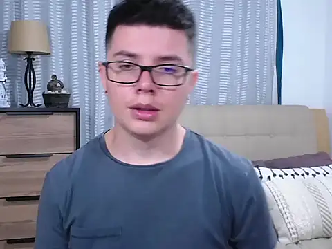 BlackFoXXX69 XXX чат на живо