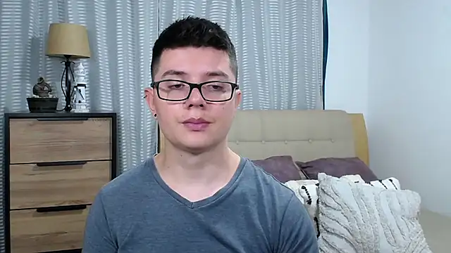 BlackFoXXX69: διαδικτυακό σόου στην κάμερ α
