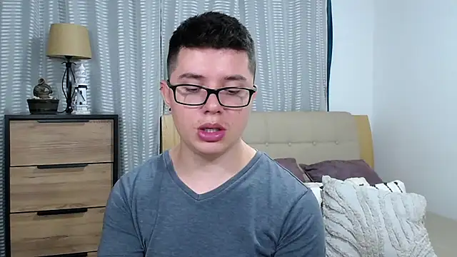 BlackFoXXX69 Webcam Show