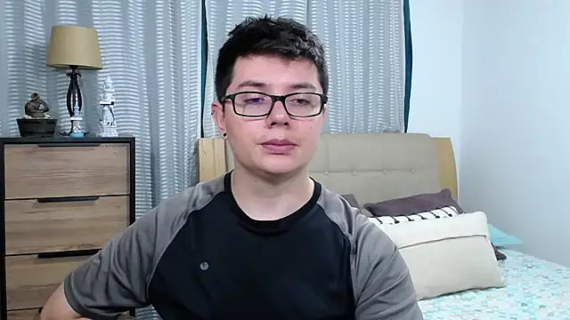 BlackFoXXX69 XXX чат на живо