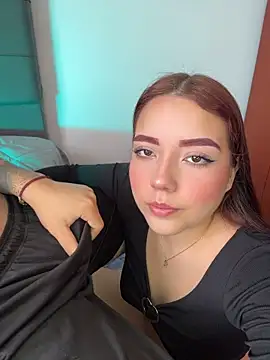 sarah_and_taylor Шоу с уебкамера