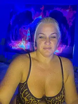 LadyB07's Webcam Show