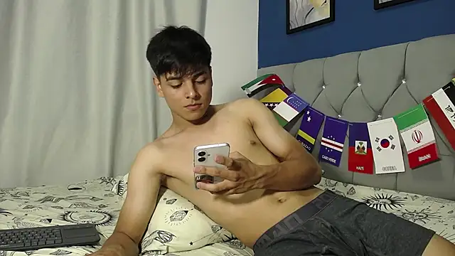 Show Webcam de Logan_Jhonson19