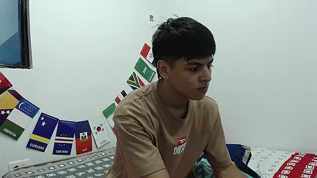 عرض كام Logan_Jhonson19