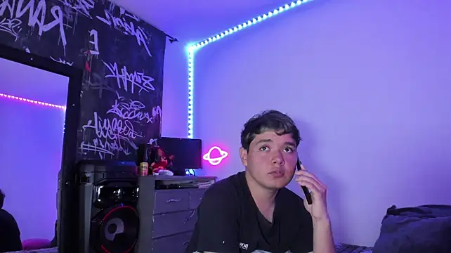 Kody_Royale Pertunjukan Webcam