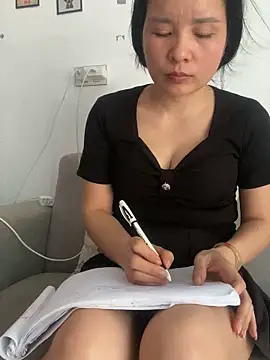 Ivy_Trix2 Pertunjukan Webcam