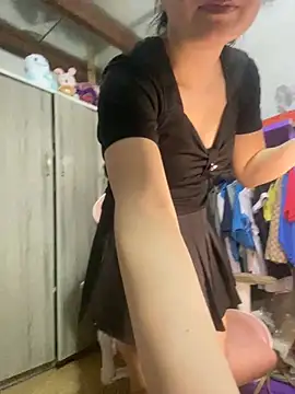 Ivy_Trix2 Adlı Modelin Canlı XXX Sohbeti