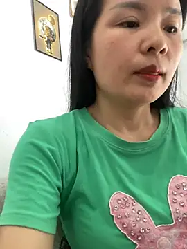 Ivy_Trix2 Obrolan Langsung XXX