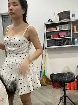Ivy_Trix2 即時 XXX 聊天