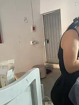 Ivy_Trix2 Live XXX-Chat