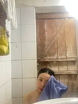 Ivy_Trix2's Live XXX Chat