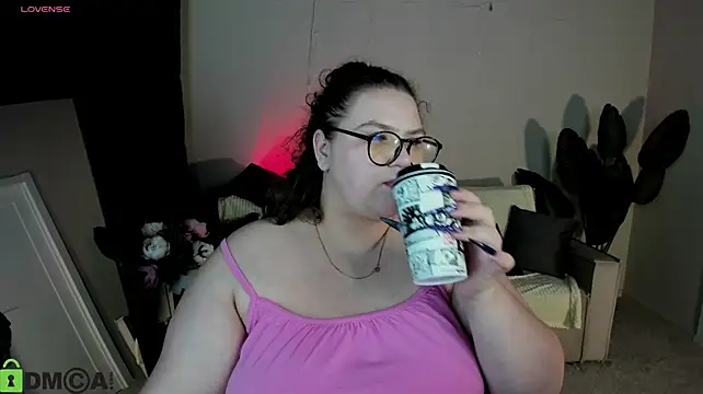 SofiRoce's Live XXX Chat