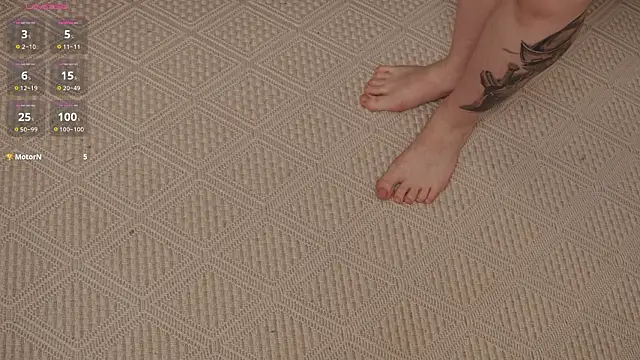 midori_meow Show in webcam