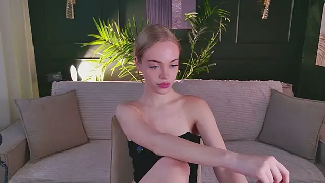 Dear_Tessa's Webcam Show
