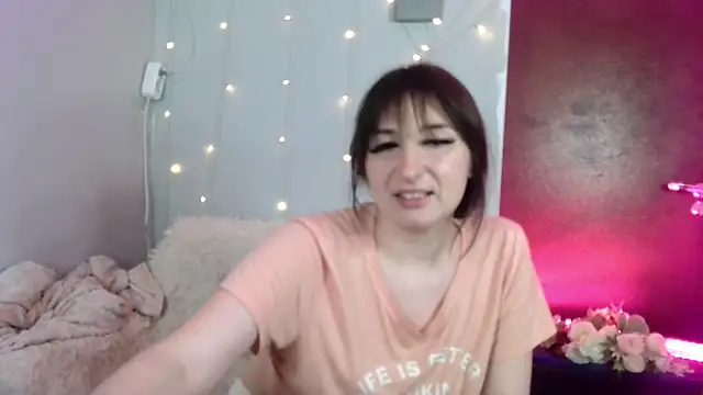 Birdie_Kiss' Live XXX Chat