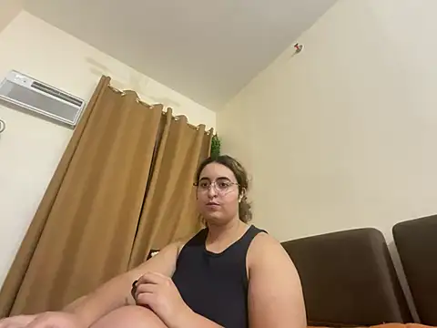 yassiestar – webcam-show