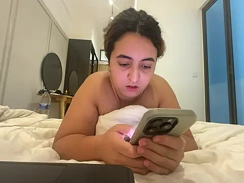 yassiestar Webcam show