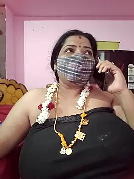 tamil_lathikaaa Pertunjukan Webcam