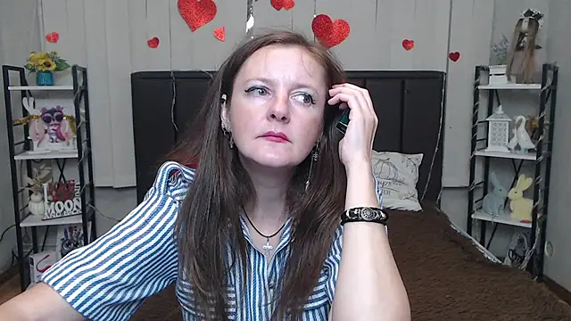 MeganPirs Adlı Modelin Canlı XXX Sohbeti