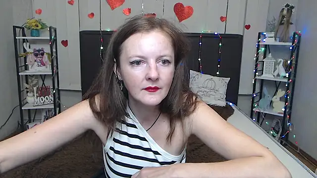 MeganPirs: вебкам-шоу