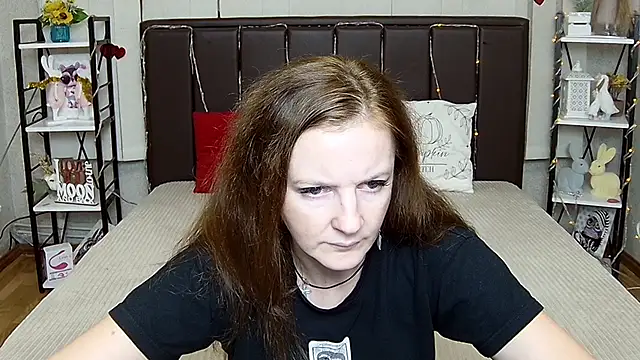 XXX chat uživo modela MeganPirs