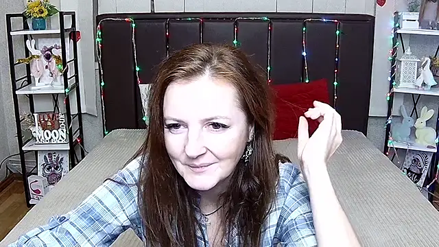 XXX chat uživo modela MeganPirs