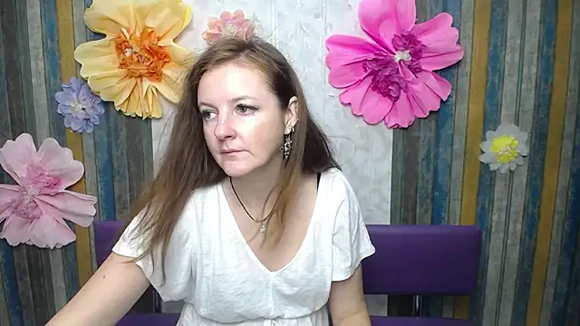 Živý XXX chat MeganPirs