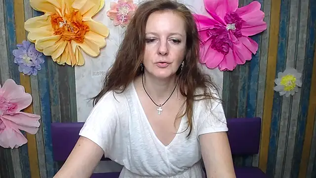 Živý XXX chat MeganPirs
