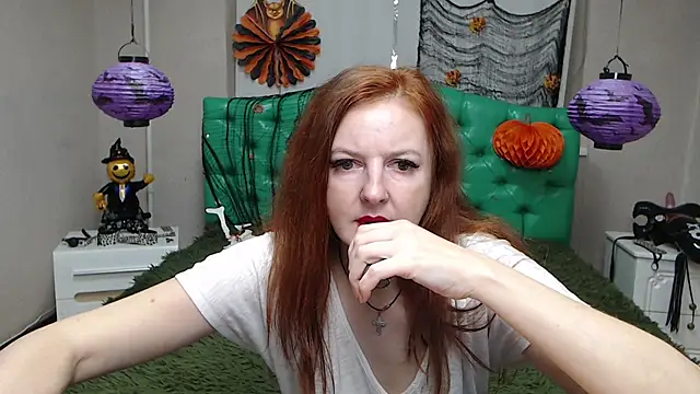 XXX chat uživo modela MeganPirs