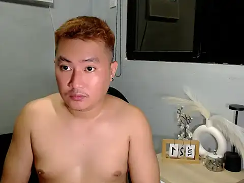 Bigdaddybear888 网络视讯表演