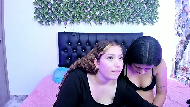 Pokazy przed kamerką – valeria_and_zoe