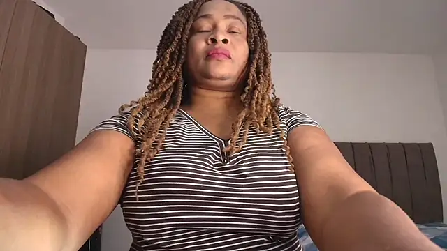 luxy_benet live XXX chat