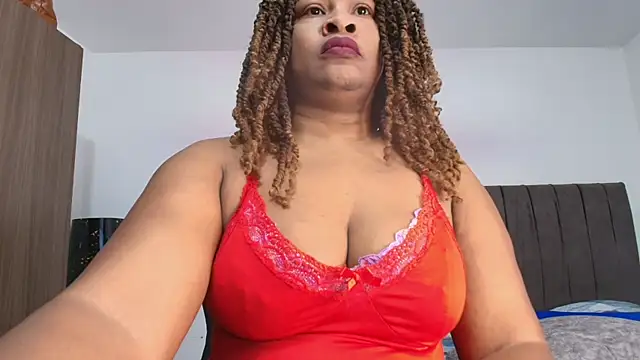 Živý XXX chat luxy_benet