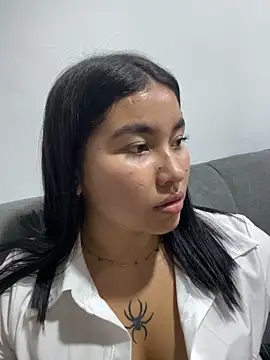 غرفة دردشة Pamela222- المباشرة