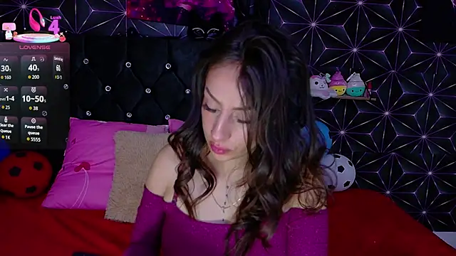 Miis_Beella's Webcam Show