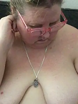 TheMotherPearln Webbikameraesitys