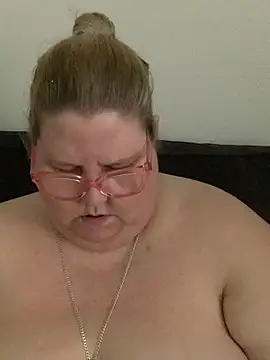 TheMotherPearl's Live XXX Chat