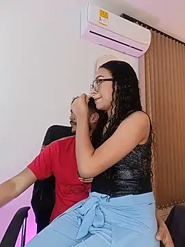 ritzabeth_daniel: διαδικτυακό σόου στην κάμερα