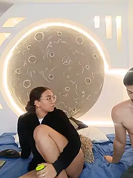 Czat XXX na żywo – ritzabeth_daniel