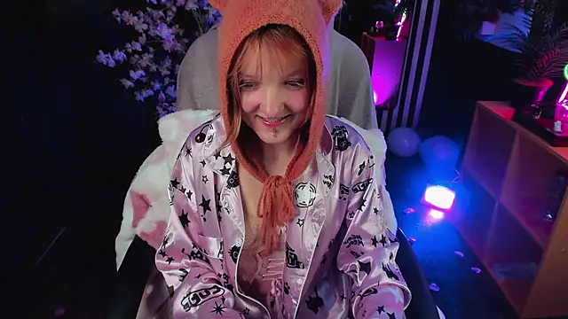 Pokazy przed kamerką – uwu_Foxy_uwu