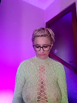 Chat +18 de LunaBlaise ao vivo