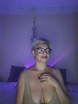 LunaBlaise's Live XXX Chat